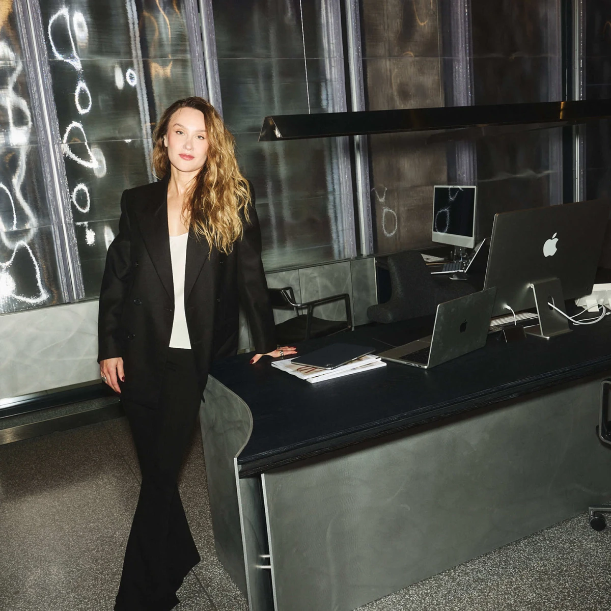 Paulina Shacalis, Creative Director i Lead Designer OMNIRES, w pracowni